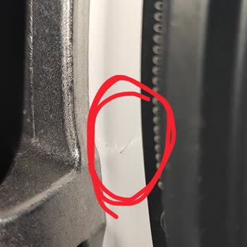 Sıfır Çamaşır Makinesinde Lastik Sorunu Servis Çizikleriyle Buluştu