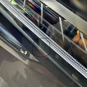 Sıfır Skoda Kodiaq'ın Farındaki Fabrikasyon Kusuru Ve Değer Kaybı