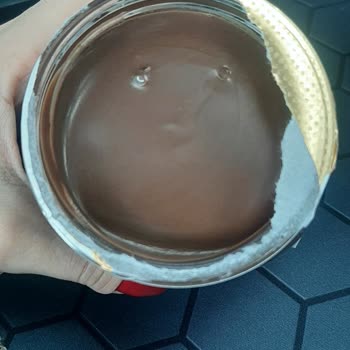 Nutella'da Belirsiz Cisim Tespiti Ve Ücret İadesi Talebi