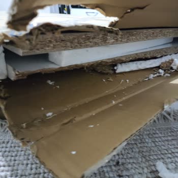 Hasarlı Gardırop Teslimatı Ve Çözüm Beklentisi