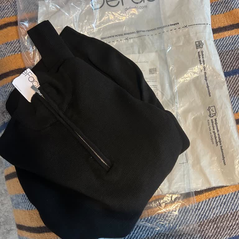 DeFacto Ücretli Hediye Paketi Gönderilmedi Ve Çağrı Merkezine Ulaşılamıyor