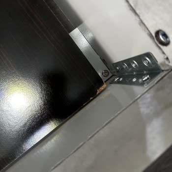 Bellona Aksu'da Loretto Yatak Odası Takımının Yanlış Ve Defolu Parçalarıyla Yaşanan Mağduriyet