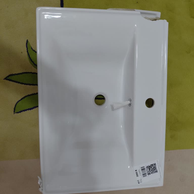 Teslim Edilen Lavabo Kırık, Değişim İstiyorum Ve Müşteri Hizmetlerinden Cevap Gelmedi