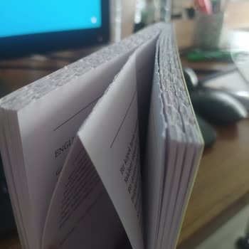 Sayfaları Yapışık Kitapta Karşılaşılan Baskı Hatası Ve İlgisiz Müşteri Hizmeti