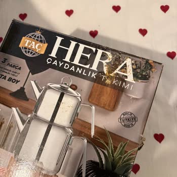 Trendyol Taçev Siparişimde Kutuların Üzerinde Kuş Pisliği Vardı