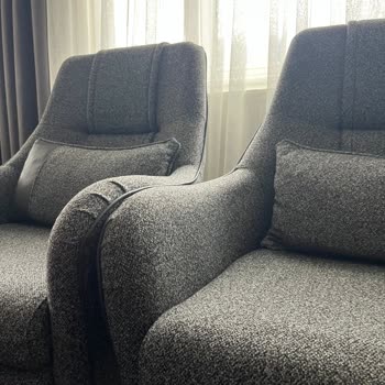 Ayak Boyu Farkı Ve Ses Sorunlu Koltuk Takımına 4 Aylık Servis İhmali Nedeniyle Değişim Talebi