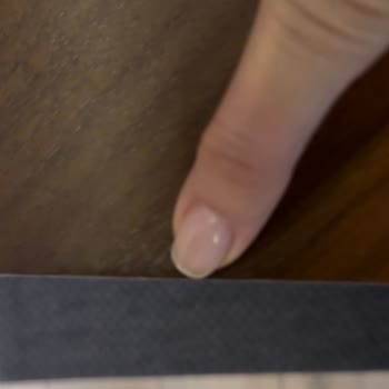 Muzaffer Mobilya Defolu Yemek Masası Üzerindeki Kabarcıklar, Değişim Reddi Ve Güven Kaybı