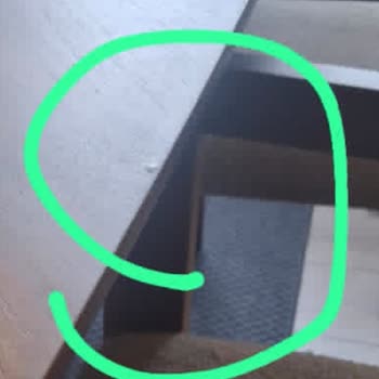 Muzaffer Mobilya Defolu Yemek Masası Üzerindeki Kabarcıklar, Değişim Reddi Ve Güven Kaybı