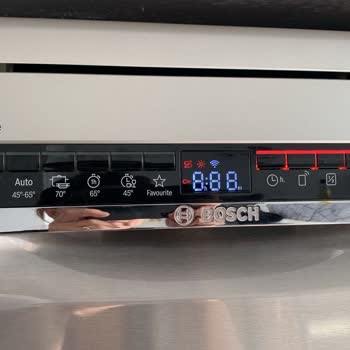 Bosch SMS4IMI6OT Bulaşık Makinesinde Tekrarlayan E31 Hatası Ve Ayıplı Ürün Değişim Talebi