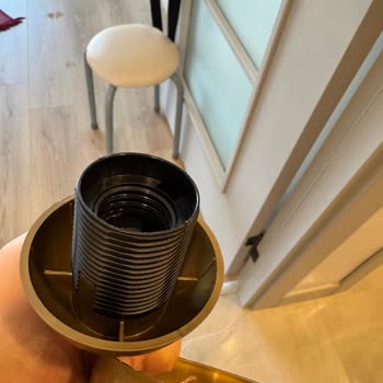 Avizeler Yamuk Ve Çalışmıyor, Müşteri Hizmetleri Yavaş Geri Dönüş Veriyor