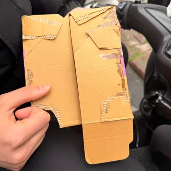 Hepsiburada'da Eksik Apple Watch Kasası Ve Yetkisiz Teslimat Şikayeti