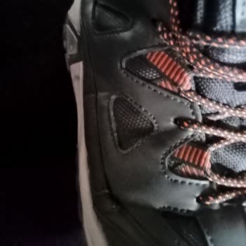 Bot Dikişleri Kısa Sürede Açıldı, Kullanıcı Hatası İddiasıyla Değişim Reddedildi