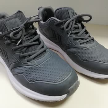 Hummel Su Geçirmez Ayakkabının Yırtılması Ve 6 Aylık Süre Sonrası Servis Reddedilmesi