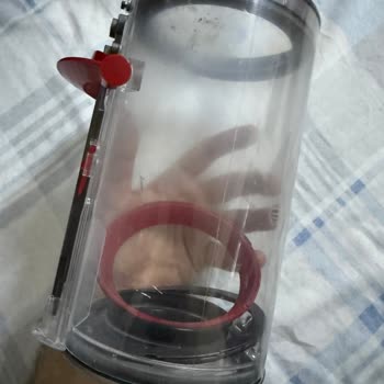Dyson V15 Detect Toz Haznesi Tekrar Kırılıyor Ve Ücretli Parça Değişimi Kabul Edilmiyor