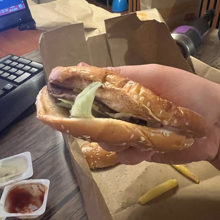 Kızılay McDonald's Şubesinde Hijyen İhmali, Bayat Ürün Ve Umursamaz Müdür