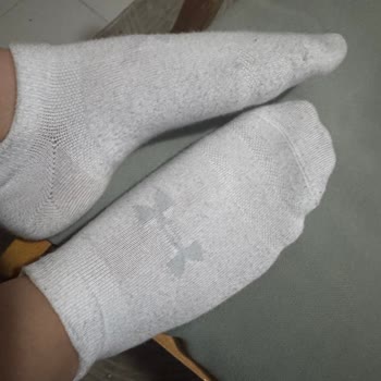 Bir Kullanımdan Sonra Tiftiklenen Under Armour Kadın Çorapta Hayal Kırıklığı