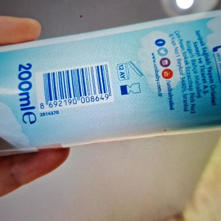 Uni Saç Spreyi Kötü Koku Sorunu Ve Mağazadan Çözüm Alamama Şikayeti