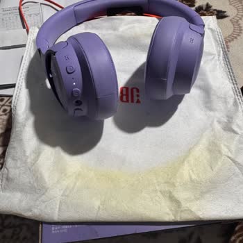 Açılmış Ambalaj Ve Lekeli Kulaklık Teslimatı Şikayeti