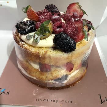 Yanlış Boyutta Pasta, Kaba Müşteri Temsilcisi Ve İade Talebi