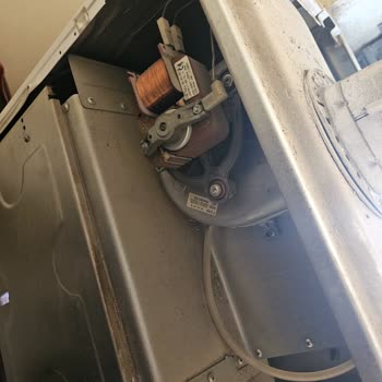 Yetkili Servisin Bakım Ücreti Alıp Bakım Yapmaması Ve Fatura Vermemesi