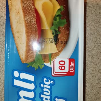 BİM'den Aldığım Ülker İçim Dilimli Tost Peynirinde Erken Küflenme