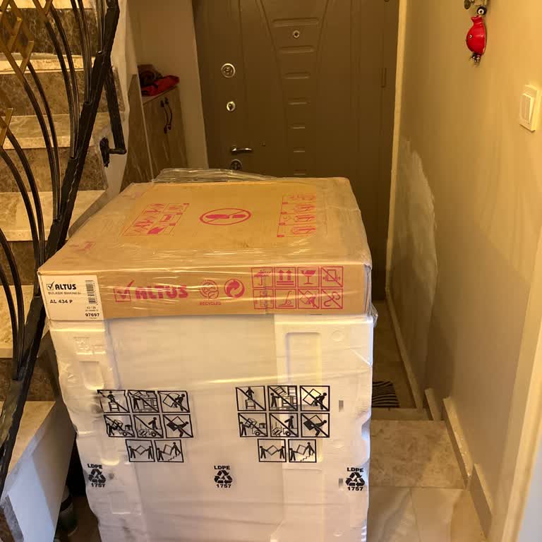 Bulaşık Makinesi Kapıya Bırakıldı, Üst Kat Taşıma Reddedildi, Şikayetime Cevap Gelmedi