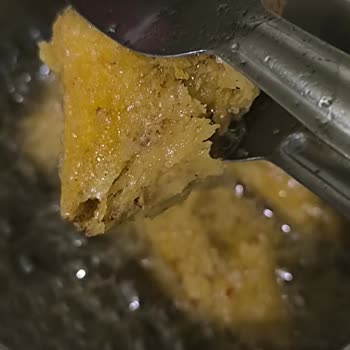 Tokana Dondurulmuş İçli Köfte Kızartmada Dağılıyor Ve Kullanılamıyor