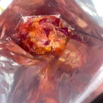 Peros Kapsülleri Yapıştı, Deterjan Akıp Kullanılamaz Hale Geldi