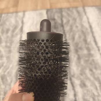 Dyson Airwrap Saç Şekillendiricinin Ayıplı Performansı Ve Saç Zararları