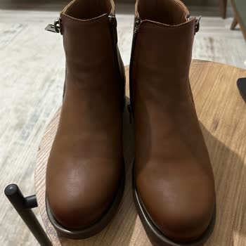 FLO Ayakkabı Mağazasındaki Bot Ayak Kesilmesine Neden Oldu Ve Değişim Reddi!