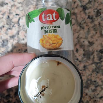 Kapağındaki Pasa Benzeri Görüntü Ve Sağlık Endişesi