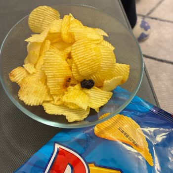 Migros Ruffles Cips Paketi İçinde Siyah Kütle Ve Bozuk Tat Sorunu