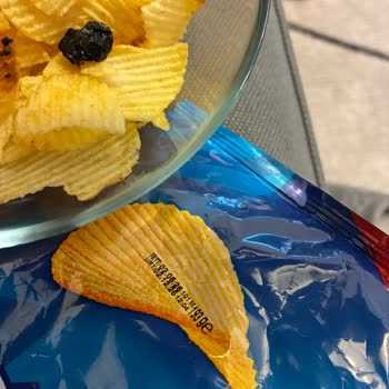 Migros Ruffles Cips Paketi İçinde Siyah Kütle Ve Bozuk Tat Sorunu