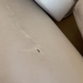 Ayıplı Koltuk Takımının Değişimi İçin Uzun Bekleme Ve İletişimsizlik