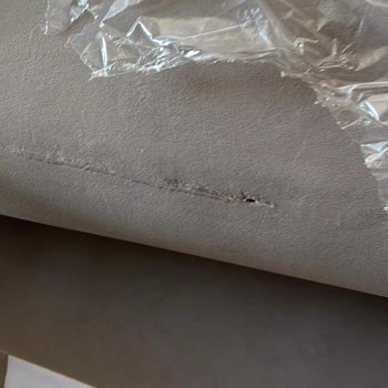 Ayıplı Koltuk Takımının Değişimi İçin Uzun Bekleme Ve İletişimsizlik