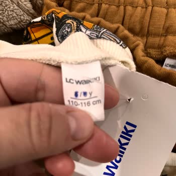 Beden Uyuşmazlığı Ve Karalanmış Üst Parça Güven Sorunu