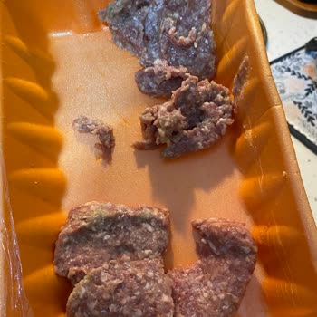 Bursa Karaman Köfteci Yusuf Şubesinde Bozulmuş Çiğ Köfte, Sağlık Riski