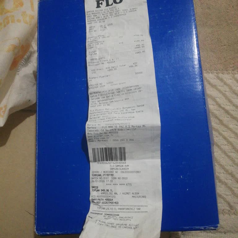 Ayakkabının Rahatsız Edici Kokusu Ve Değişim Talebi Reddedildi