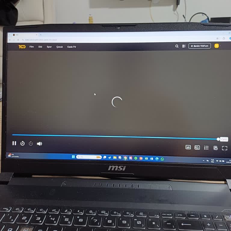 Canlı Maç Yayınında Sürekli Kesintiler Ve Görüntü Donması