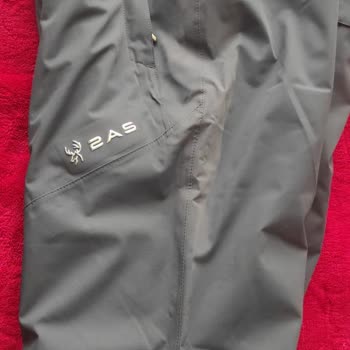 Kullanılmamış Kayak Pantolonu Renk Soldu, Mağaza Cevapsız