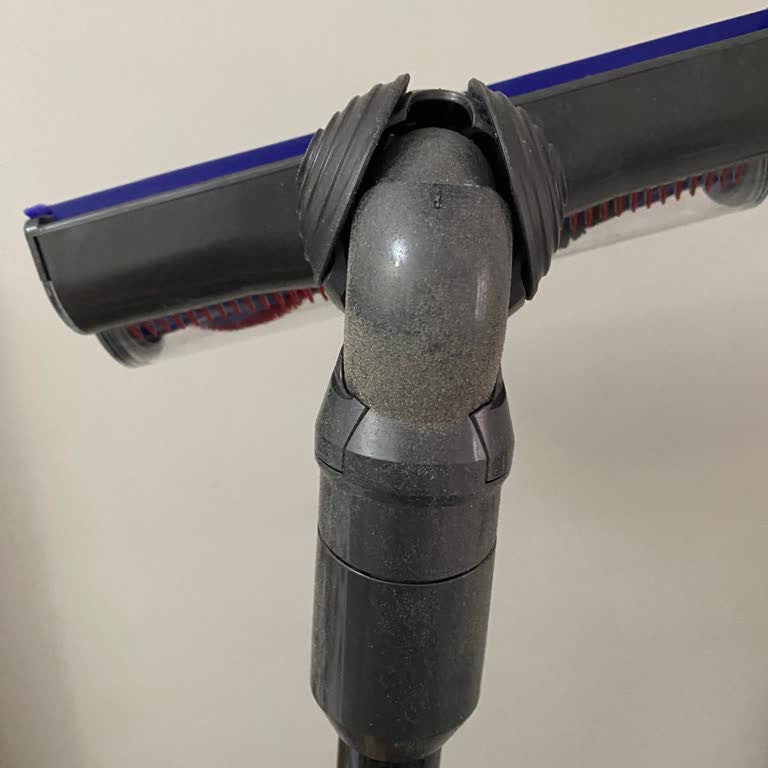 Dyson V12 Detect Slim Başlığında Ses Ve Şarj Süresi Sorunu, İade Talebi