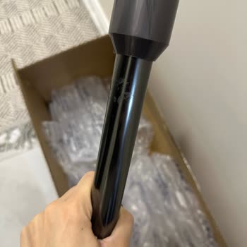 Dyson V12 Garantide Çizik Ve Hasarlı Geri Dönüş