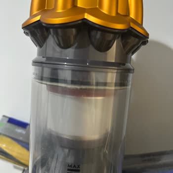 Dyson V12 Garantide Çizik Ve Hasarlı Geri Dönüş