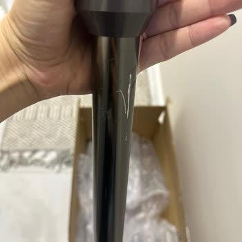 Dyson V12 Garantide Çizik Ve Hasarlı Geri Dönüş