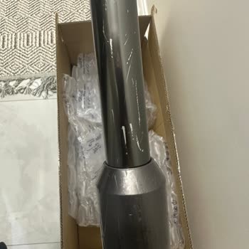 Dyson V12 Garantide Çizik Ve Hasarlı Geri Dönüş