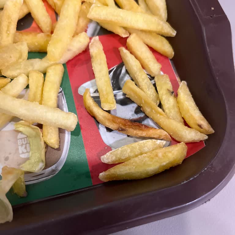 StarCity Burger King Şubesinde Soğuk Ve Eksik Ürün Şikayeti