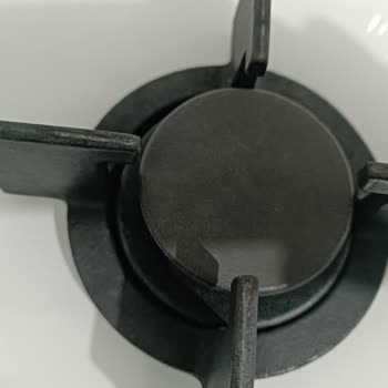 Arçelik Ankastre Üründe Renk Atma Ve Yetkisiz Ek Ücret Talebi