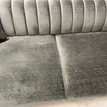 Bellona Şubesinde Koltuk Takımında Aşırı Tüylenme Ve İpliklenme, Garanti Kapsamında Değişim Talebi!