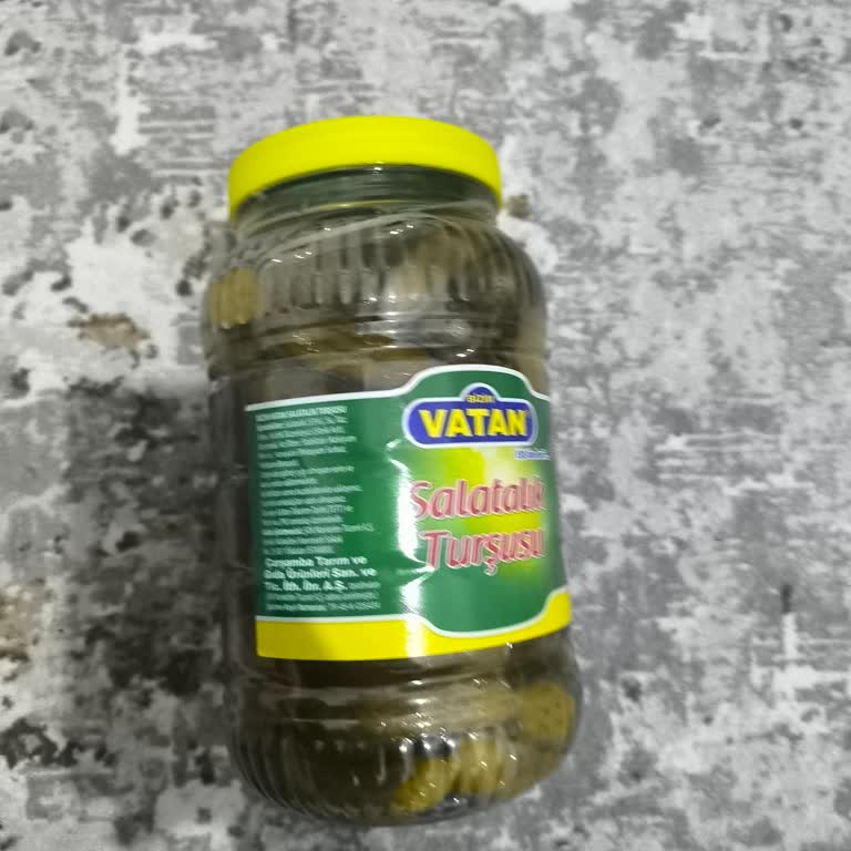 Vatan Markalı 3 Kg Plastik Bidon Turşusunun Aşırı Tuzlu Ve Yumuşak Olması