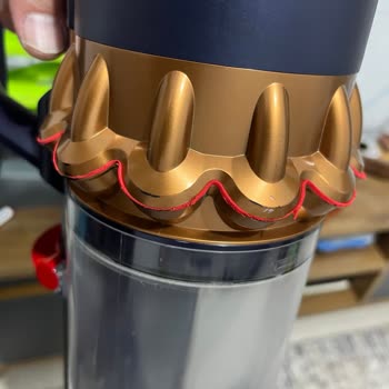 Dyson Servisinde Ürün Çizildi Ve Parça Arızaları Tekrarlıyor